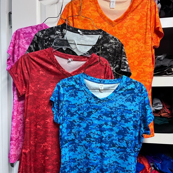 Ladies Bundle Dri-Fit Shirts - Picture 5 of 5